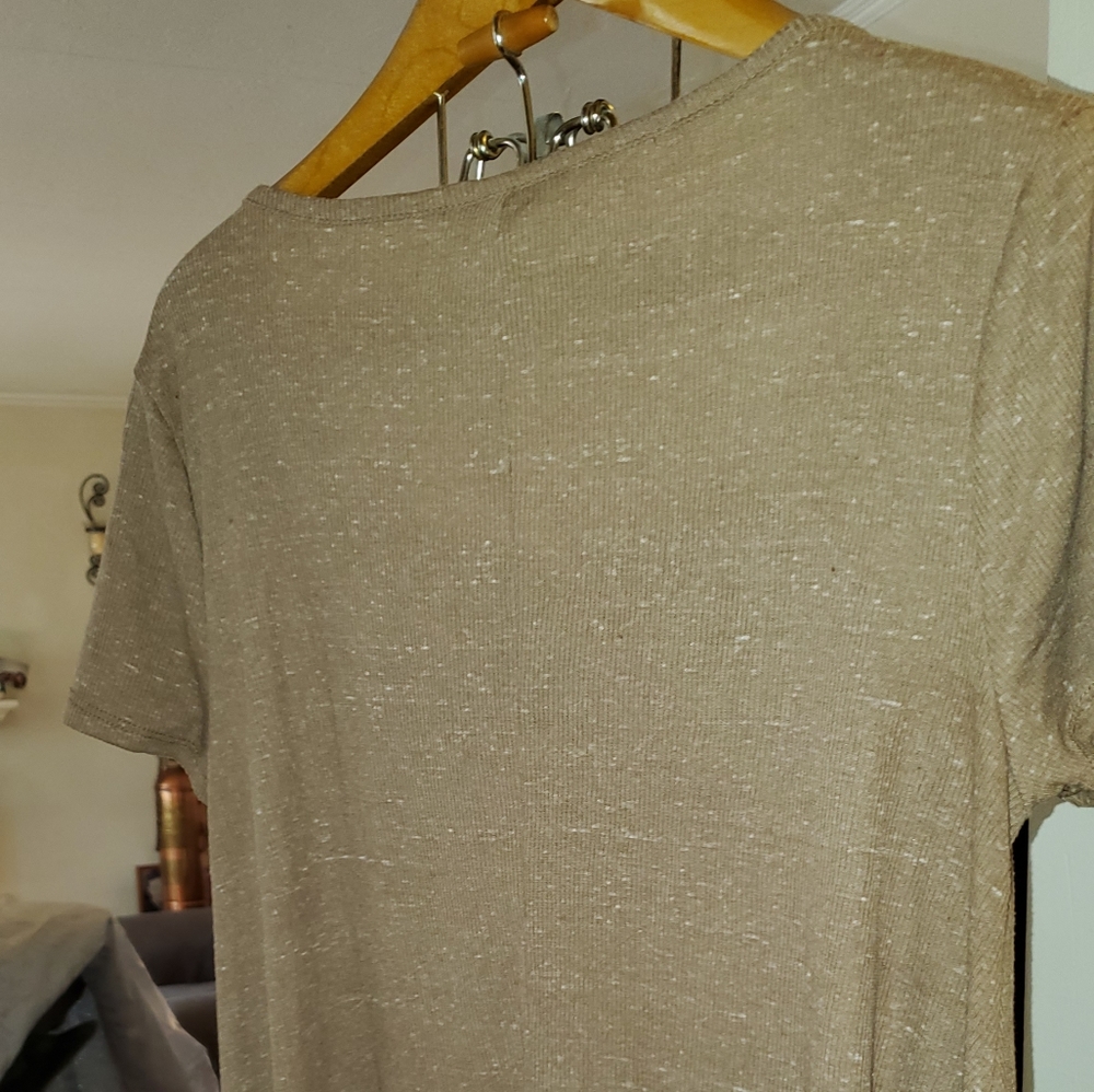 Top - Picture 2 of 5